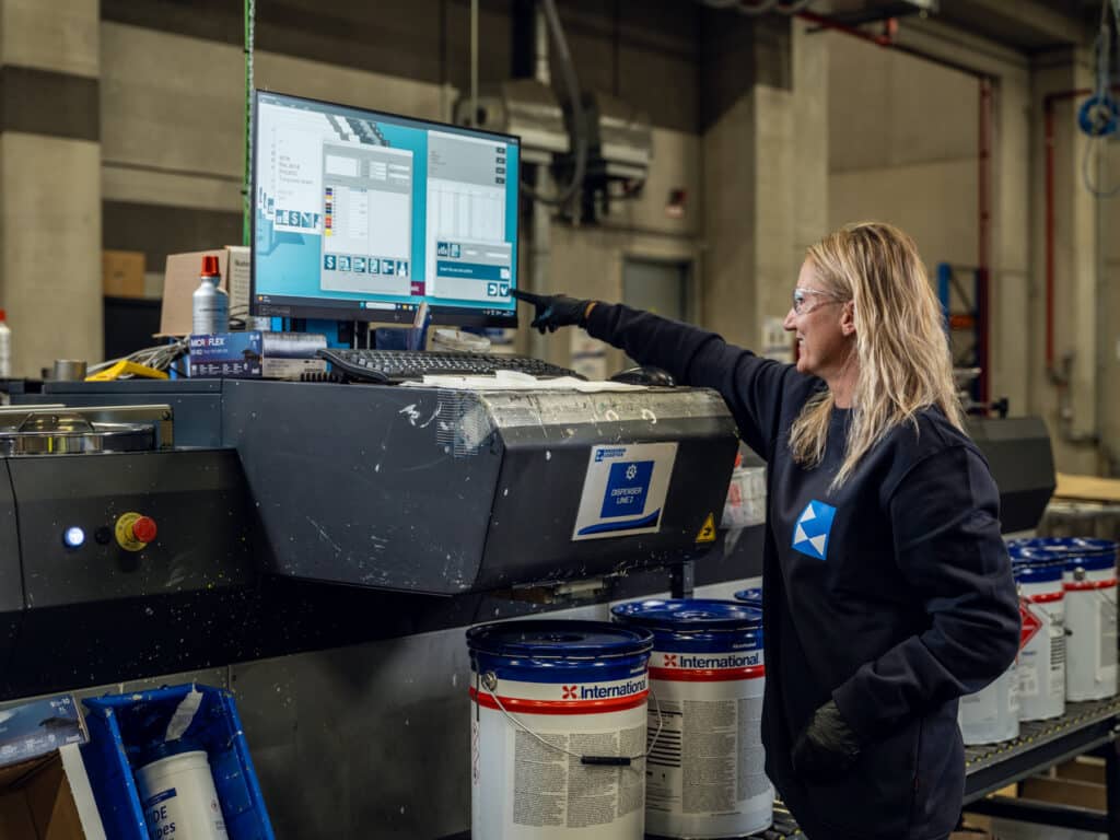 Tinting & Mixing - Paint, Coatings & Inks - Venlo (5)