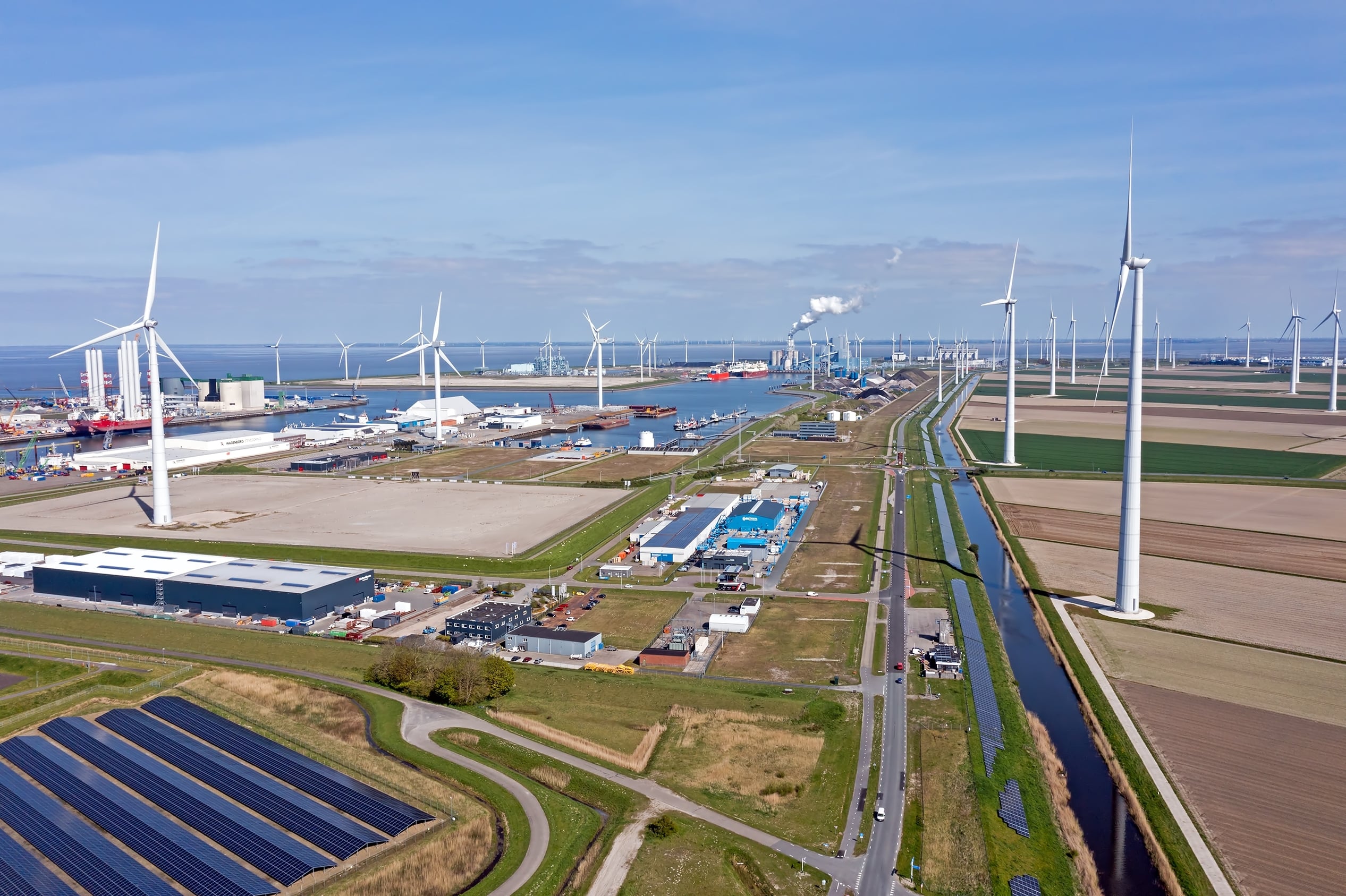 Broekman Logistics Eemshaven Offshore Energy Wind Power Renewable Port